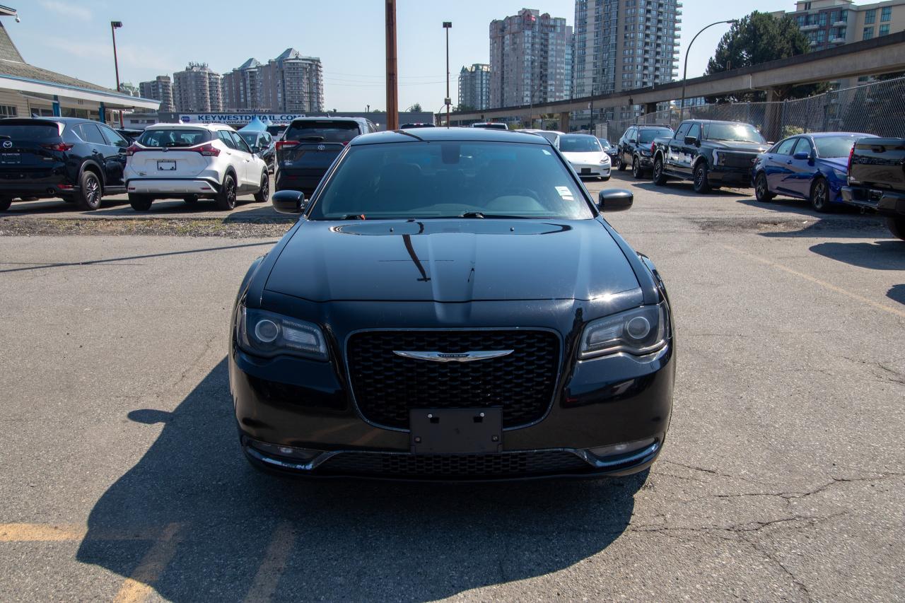 2015 Chrysler 300 300S Photo