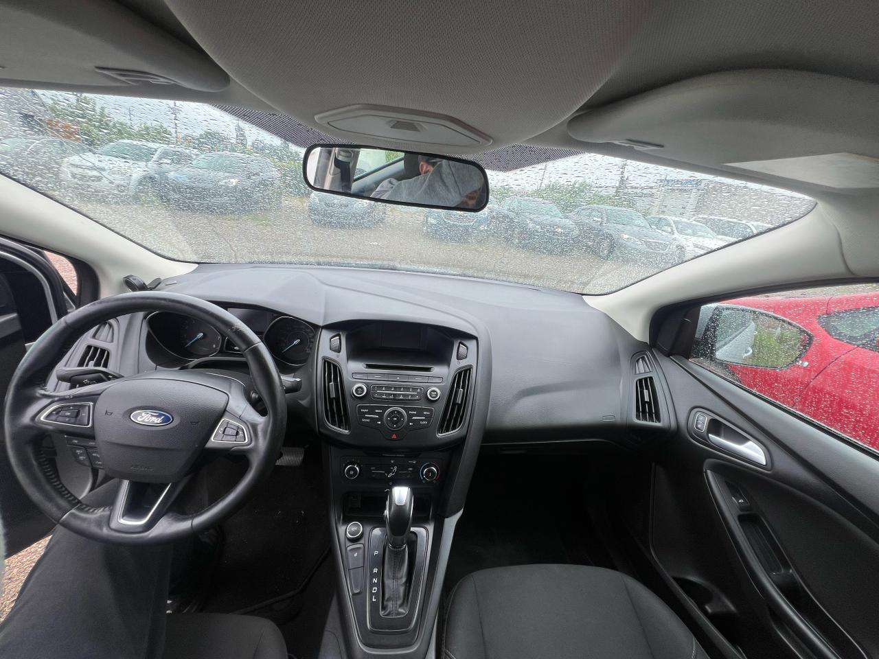 2016 Ford Focus 4DR SDN SE - Photo #9