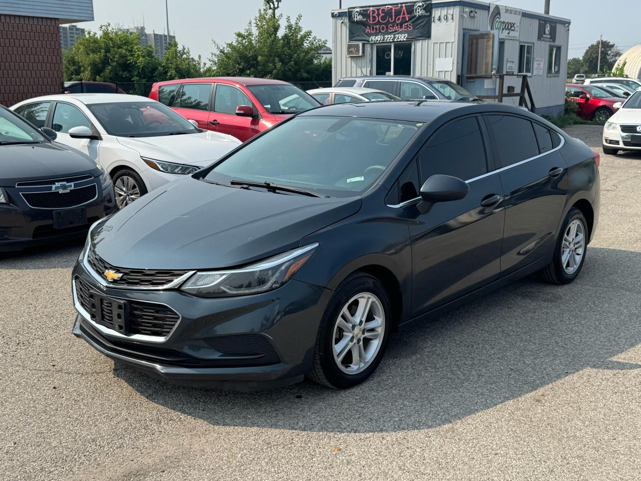 2017 Chevrolet Cruze 4dr Sdn 1.4L LT w/1SD - Photo #3