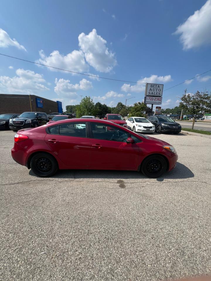 2015 Kia Forte 4dr Sdn Auto LX - Photo #5