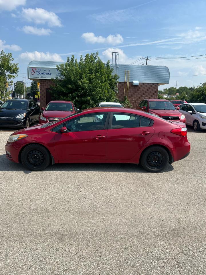 2015 Kia Forte 4dr Sdn Auto LX - Photo #2