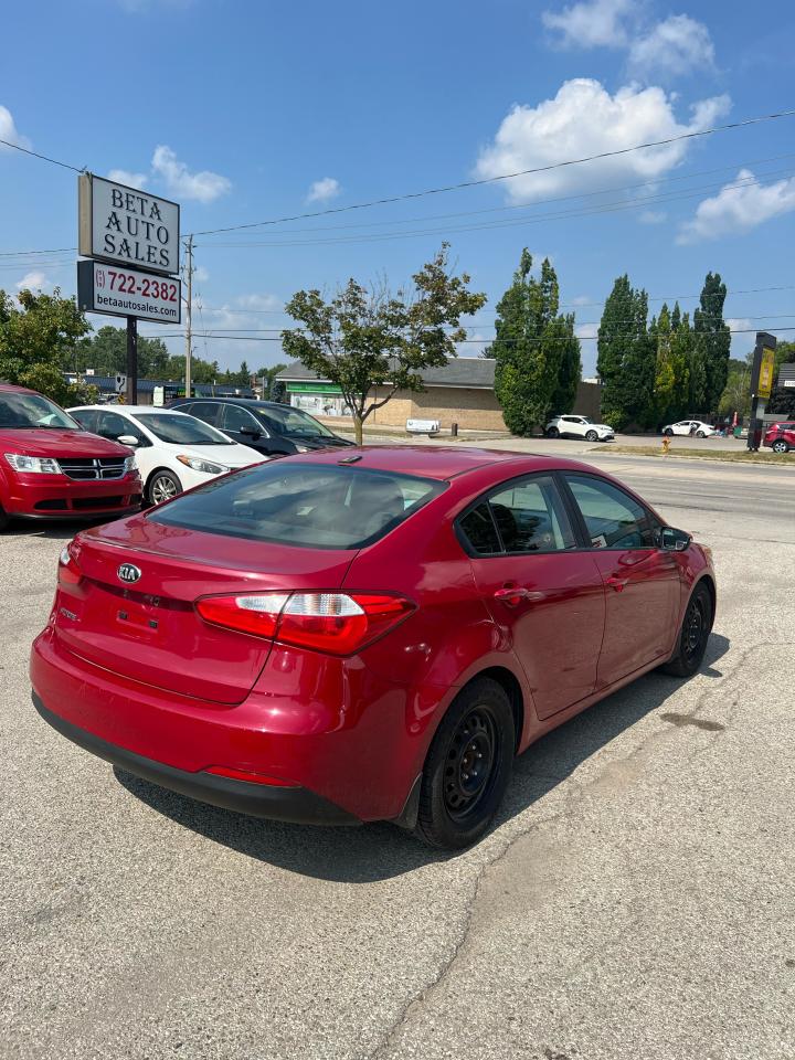 2015 Kia Forte 4dr Sdn Auto LX - Photo #4