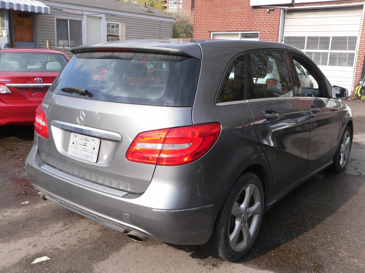 2014 Mercedes-Benz B-Class 4dr HB B 250 Sports Tourer Photo