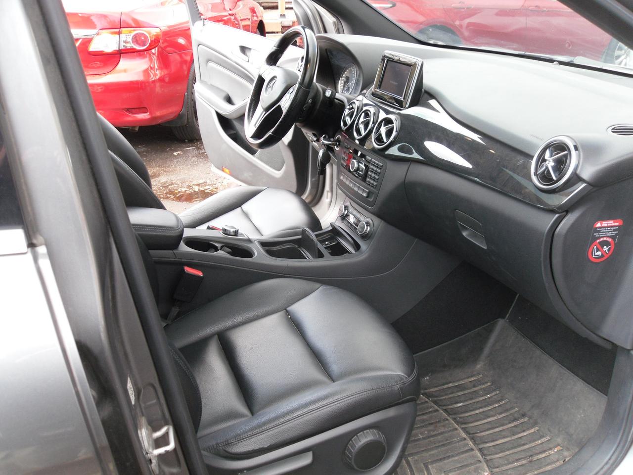 2014 Mercedes-Benz B-Class 4dr HB B 250 Sports Tourer Photo