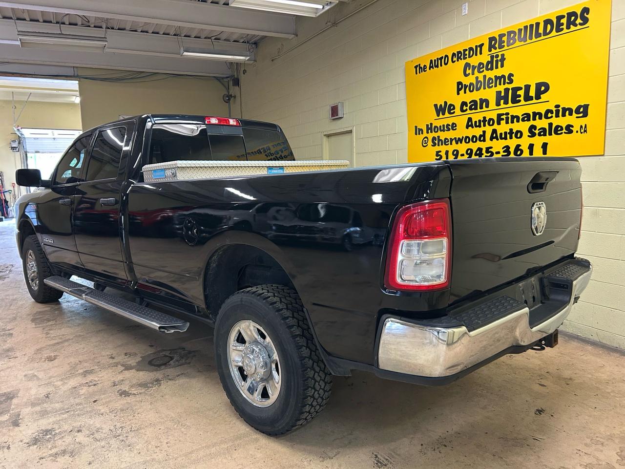 2019 RAM 2500 Tradesman - Photo #4
