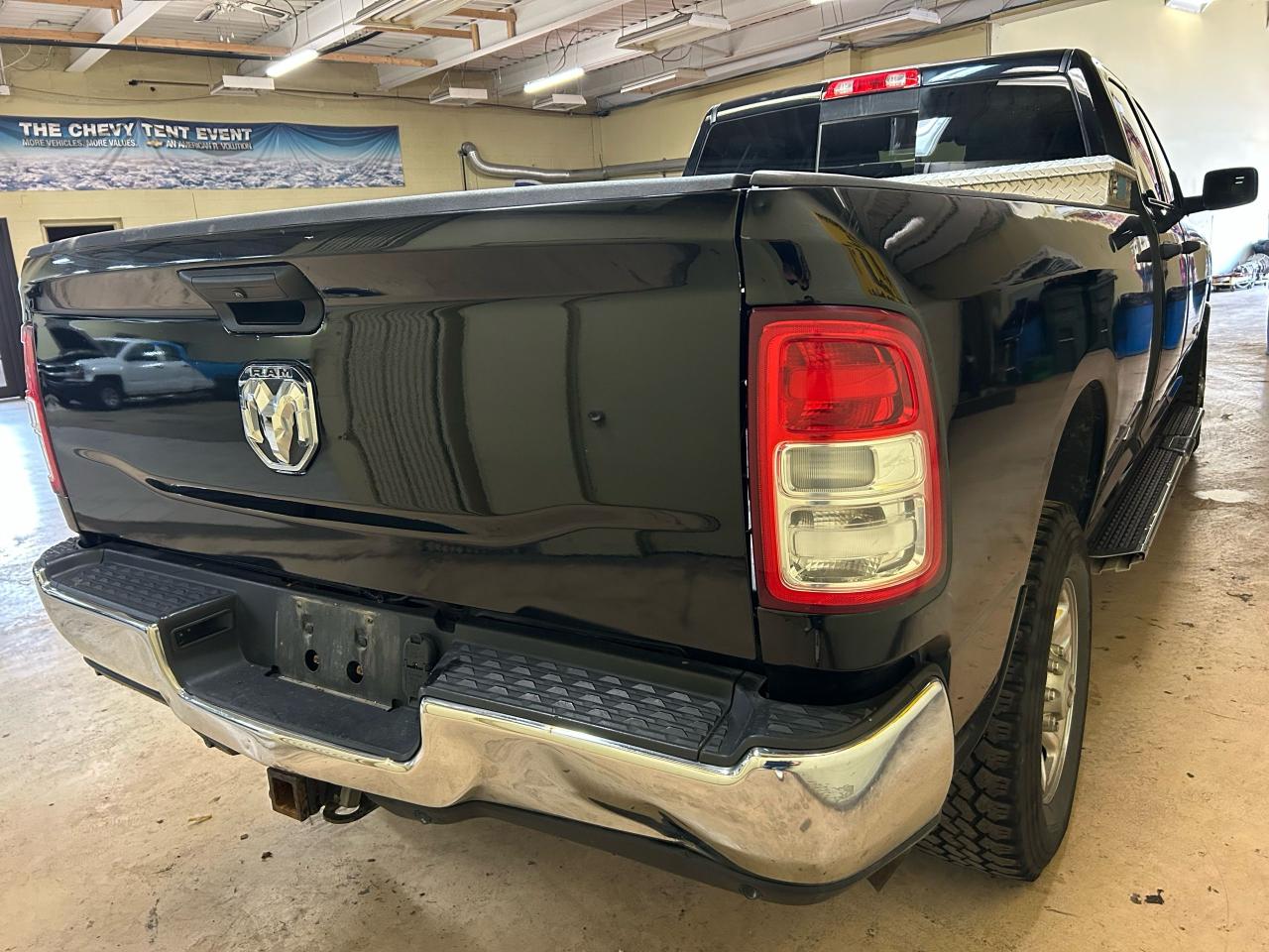 2019 RAM 2500 Tradesman - Photo #5