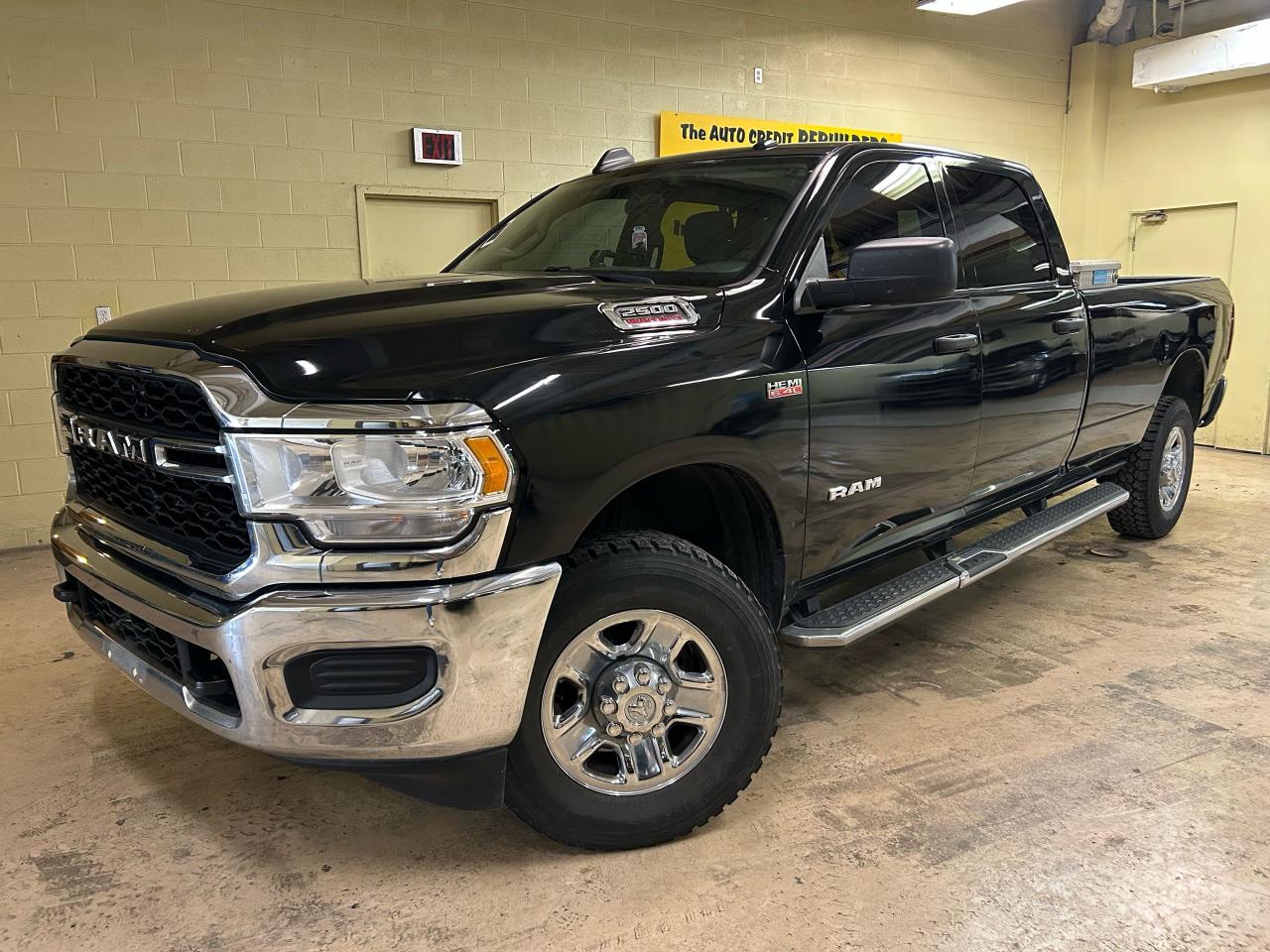 2019 RAM 2500 Tradesman - Photo #2