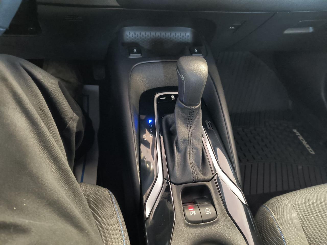 2021 Toyota Corolla SE Photo0
