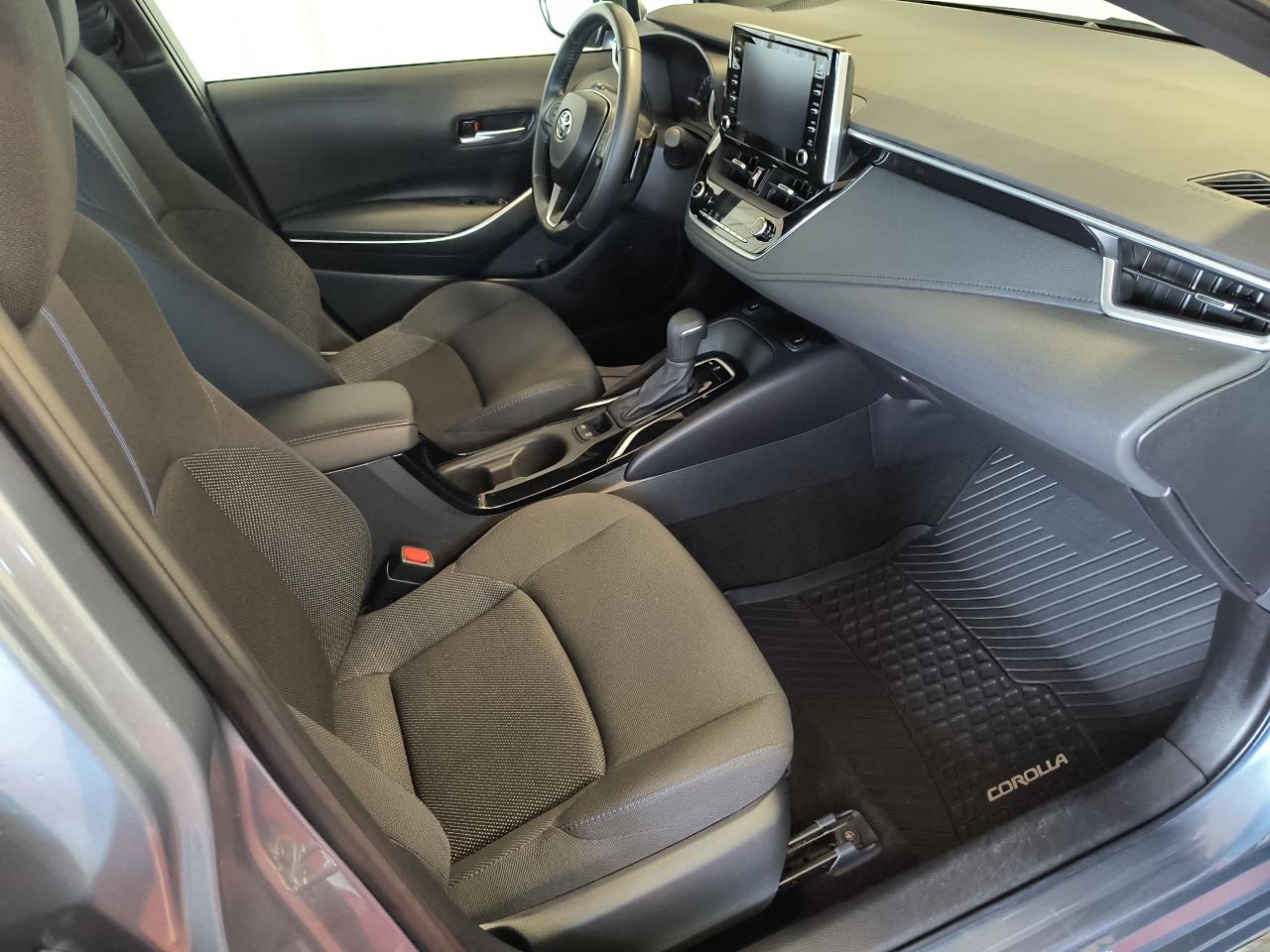 2021 Toyota Corolla SE Photo0