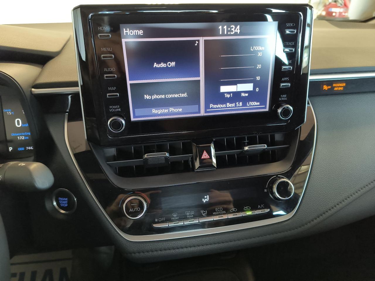2021 Toyota Corolla SE Photo0