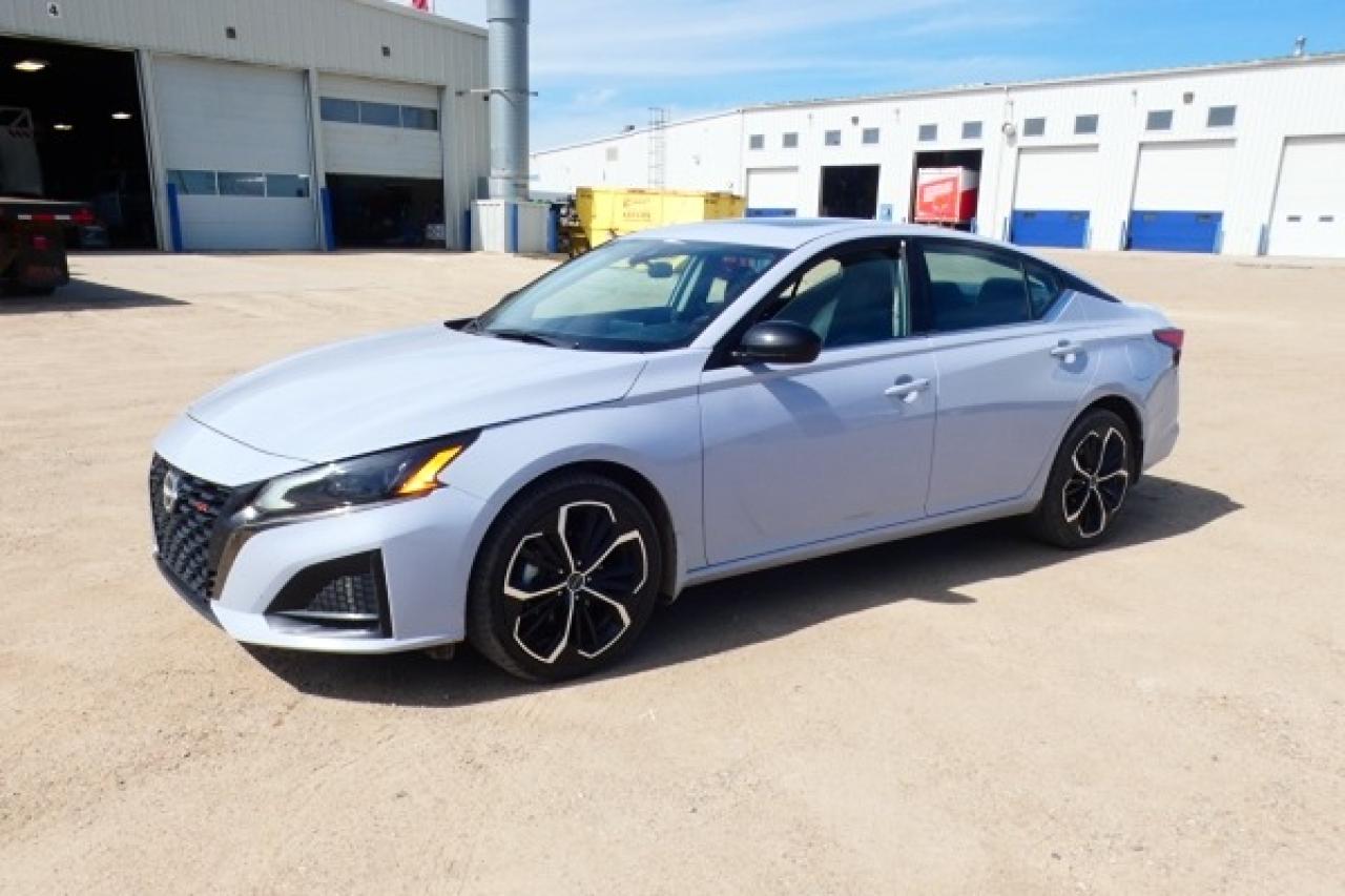 2024 Nissan Altima SR AWD w/Htd L.wrap, S/R, BUC - Photo #2