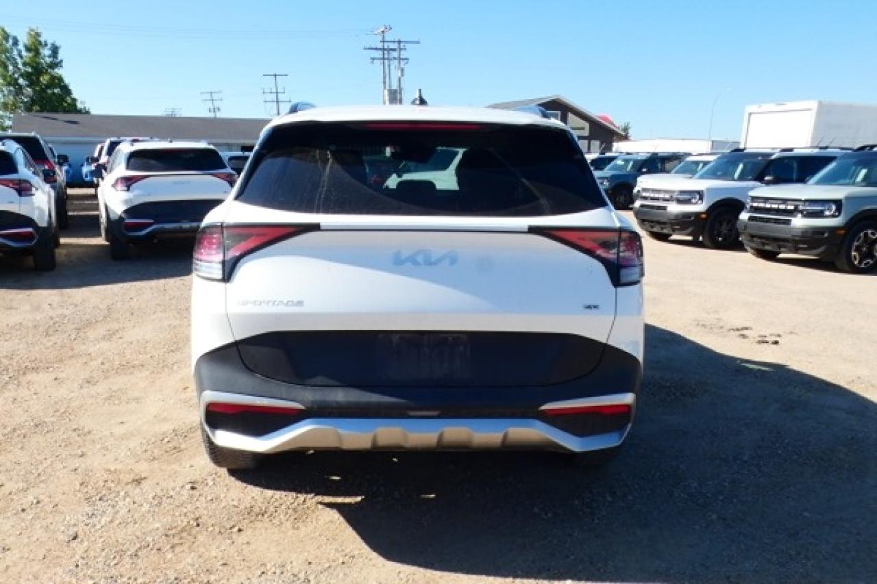 2024 Kia Sportage EX AWD w/Htd Leather, pano S/R, NAV, BUC - Photo #7