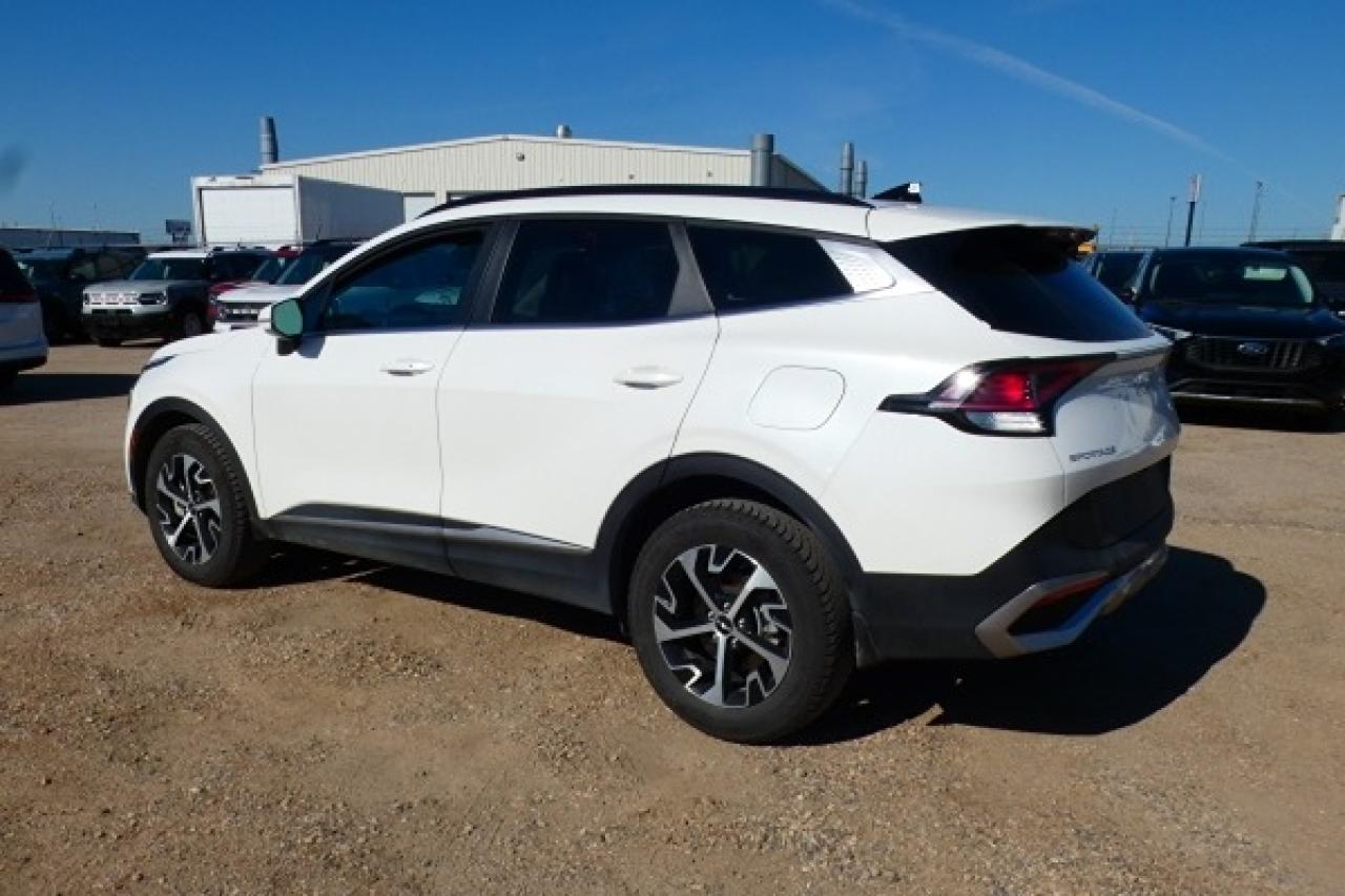 2024 Kia Sportage EX AWD w/Htd Leather, pano S/R, NAV, BUC - Photo #8