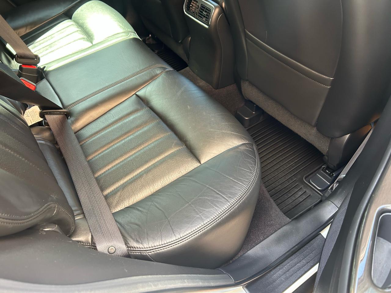 2015 Infiniti QX50  - Photo #16
