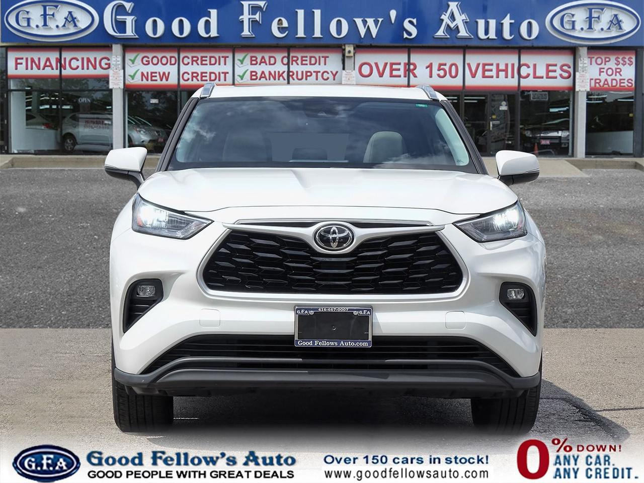 2020 Toyota Highlander XLE MODEL, AWD, 8 PASSENGER, LEATHER SEATS, SUNROO Photo