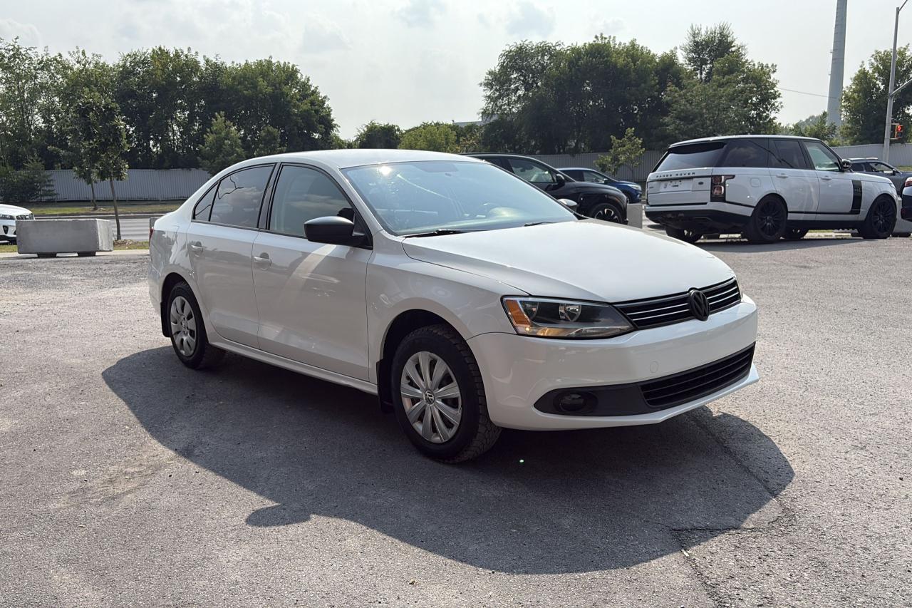 2013 Volkswagen Jetta Trendline - Photo #4