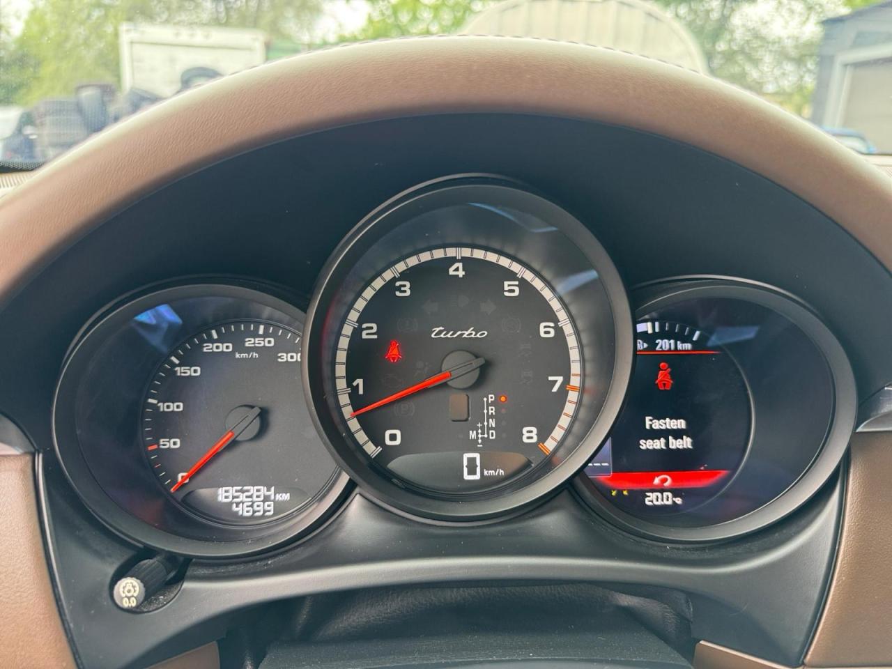 2017 Porsche Macan AWD 4dr Turbo Photo