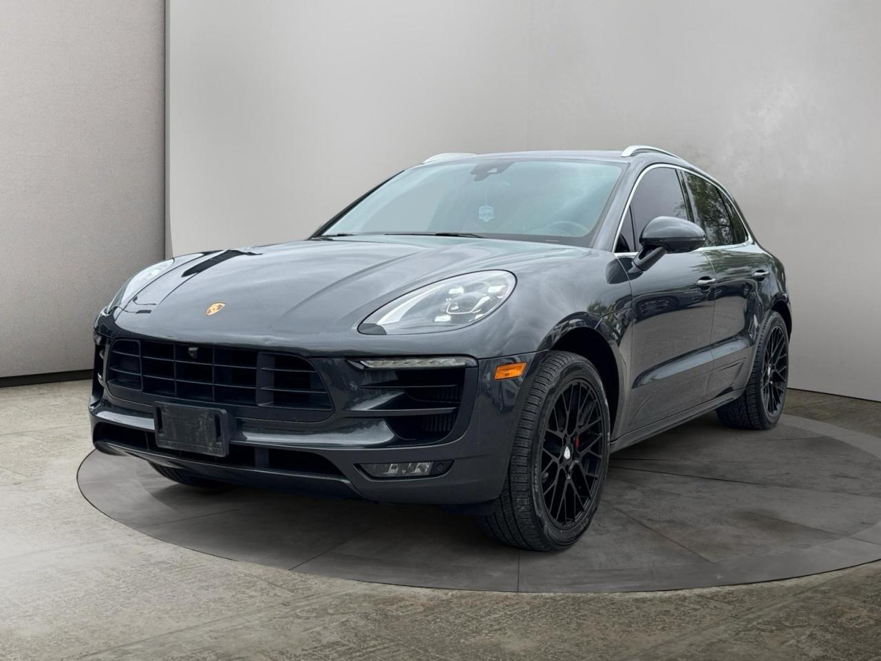 2017 Porsche Macan AWD 4dr Turbo Photo0