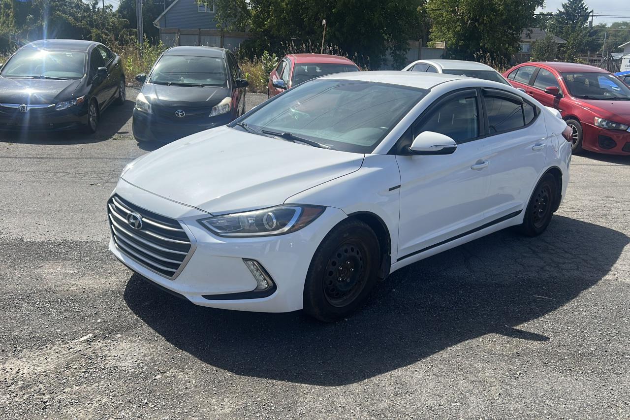 2017 Hyundai Elantra GL REBUILT TITLE - Photo #3