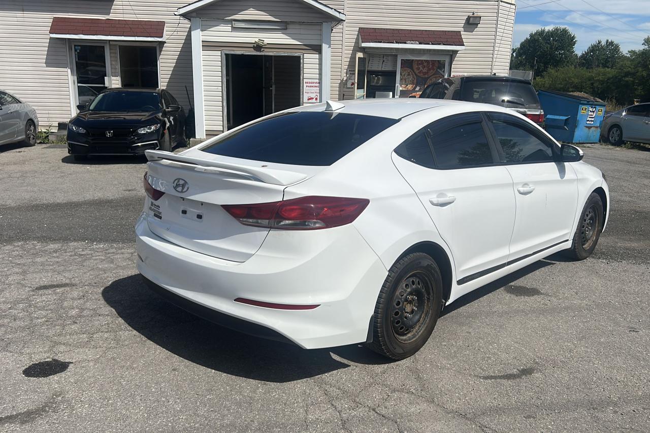 2017 Hyundai Elantra GL REBUILT TITLE - Photo #7