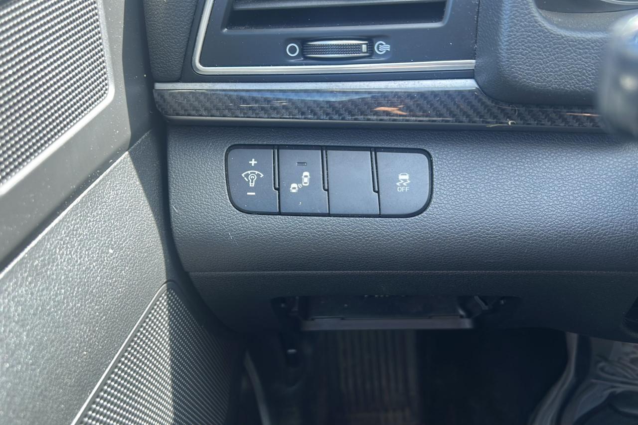 2017 Hyundai Elantra GL REBUILT TITLE - Photo #17