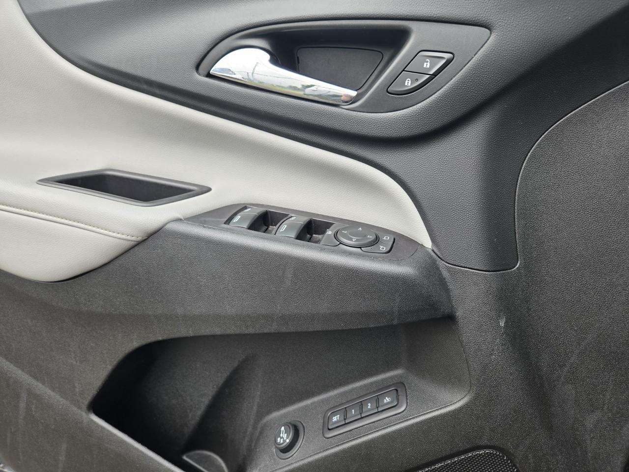 2018 Chevrolet Equinox Premier - Photo #18
