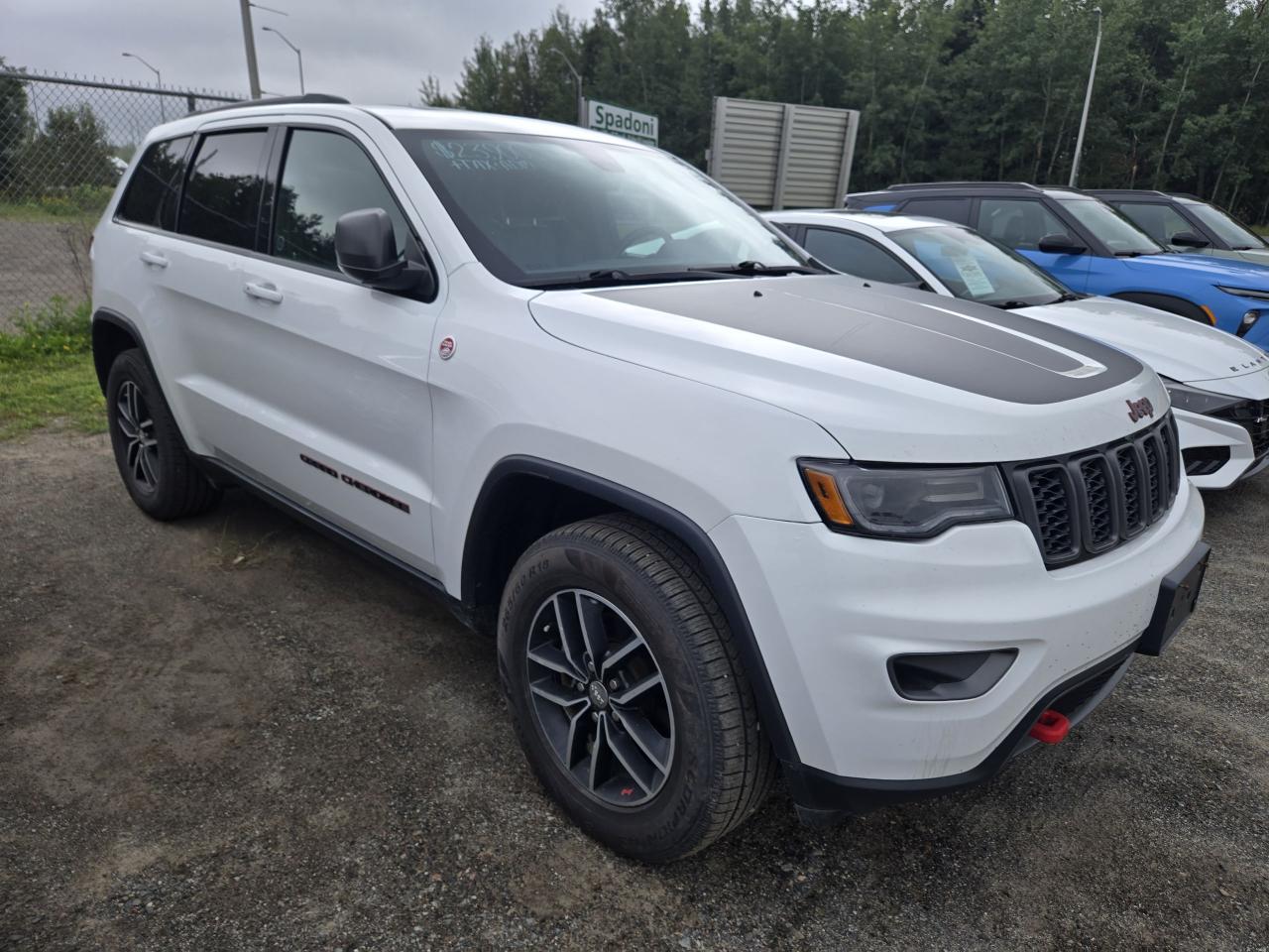 2017 Jeep Grand Cherokee Trailhawk - Photo #3
