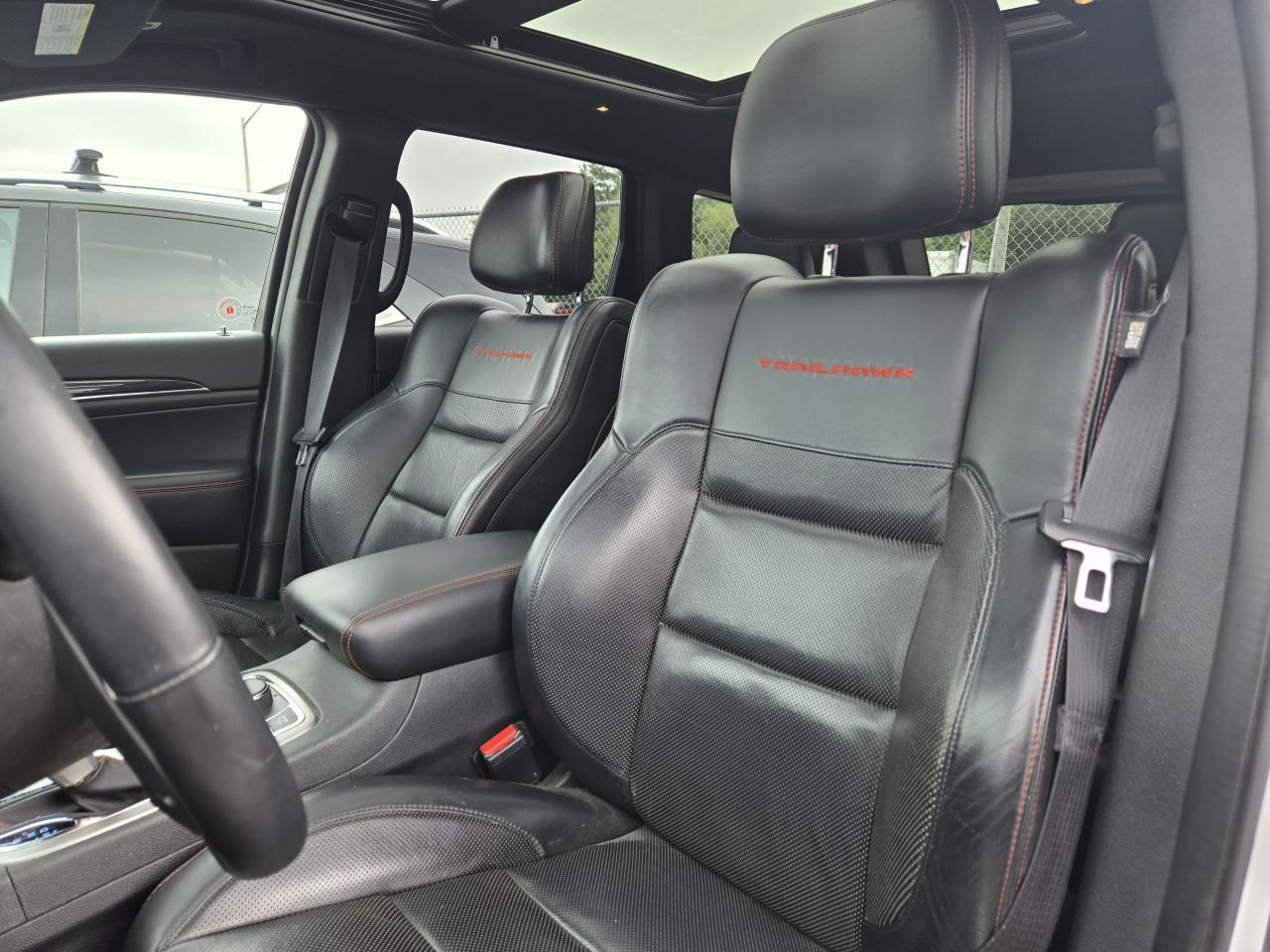 2017 Jeep Grand Cherokee Trailhawk - Photo #8