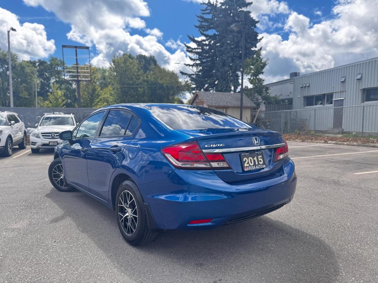 2015 Honda Civic AUTO GAS SAVER SAFETY  HEATED SEATS BACKUP CAMERA Photo4