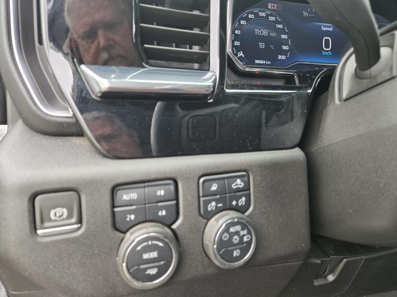 2024 Chevrolet 2500HD LTZ - Photo #16