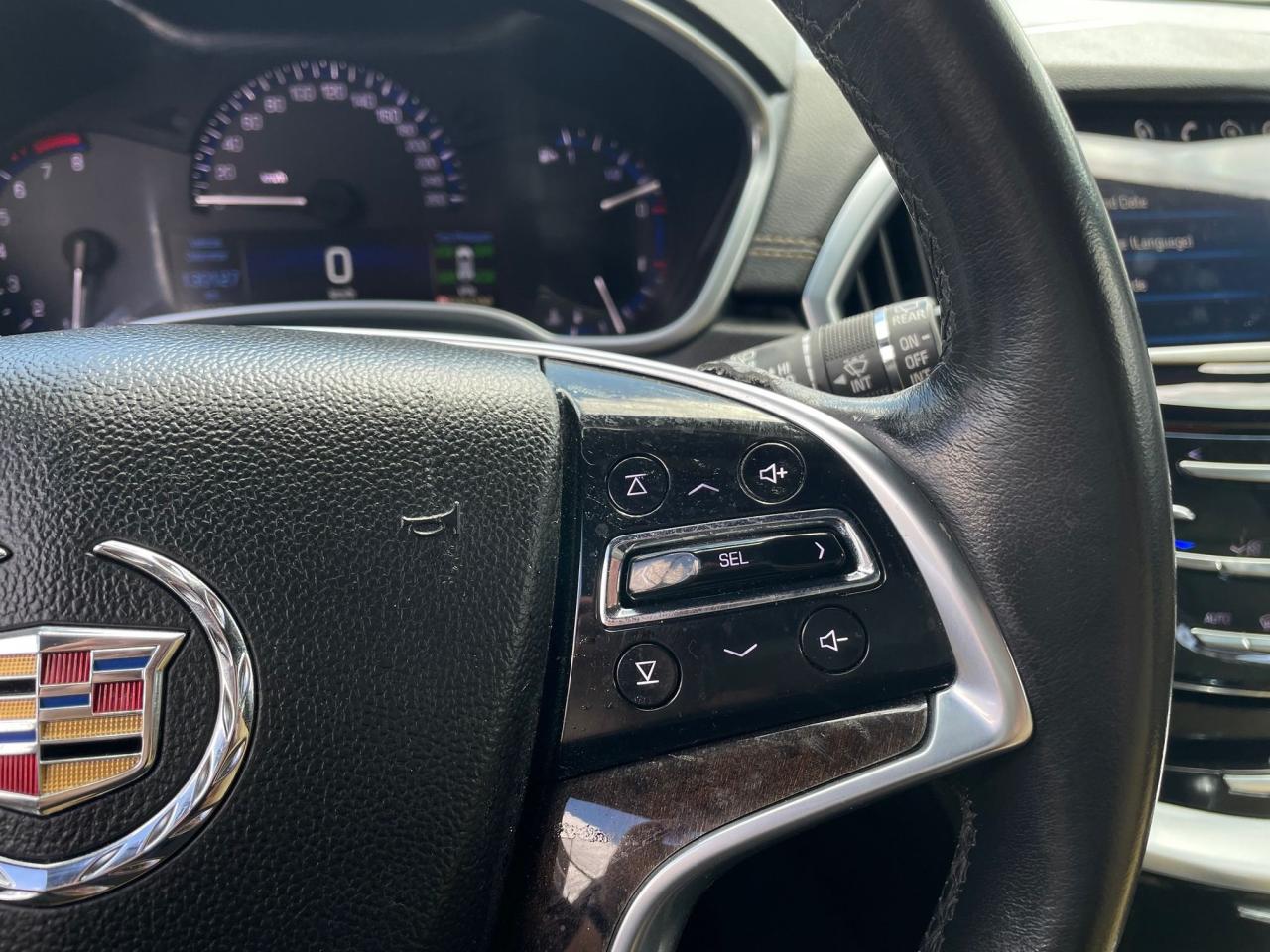 2015 Cadillac SRX Luxury*VENTILATED, HEATED SEAT &STEERING,MOONROOF* - Photo #14