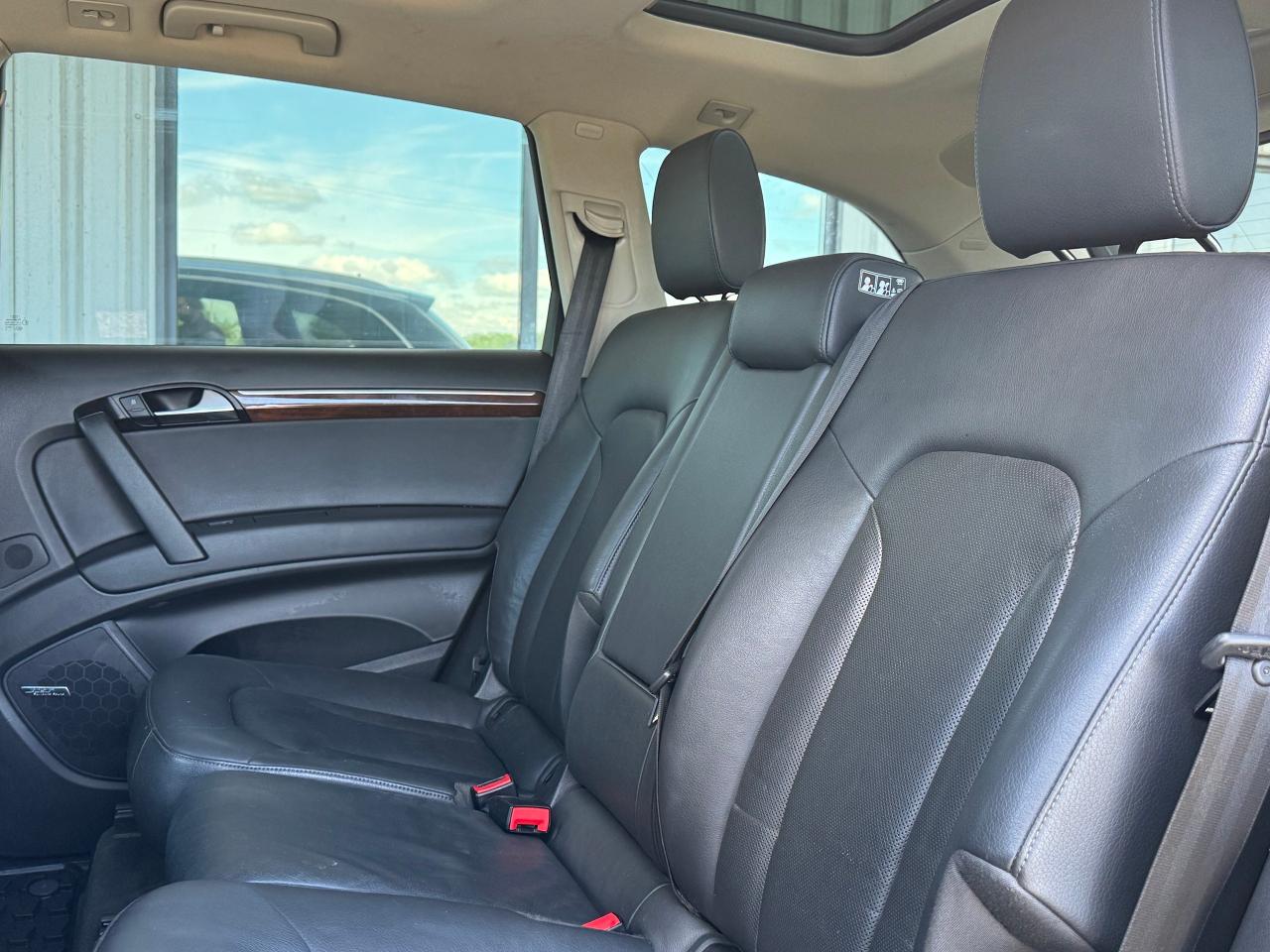 2012 Audi Q7 3.0L Premium **7 SEATER MODEL** - Photo #31