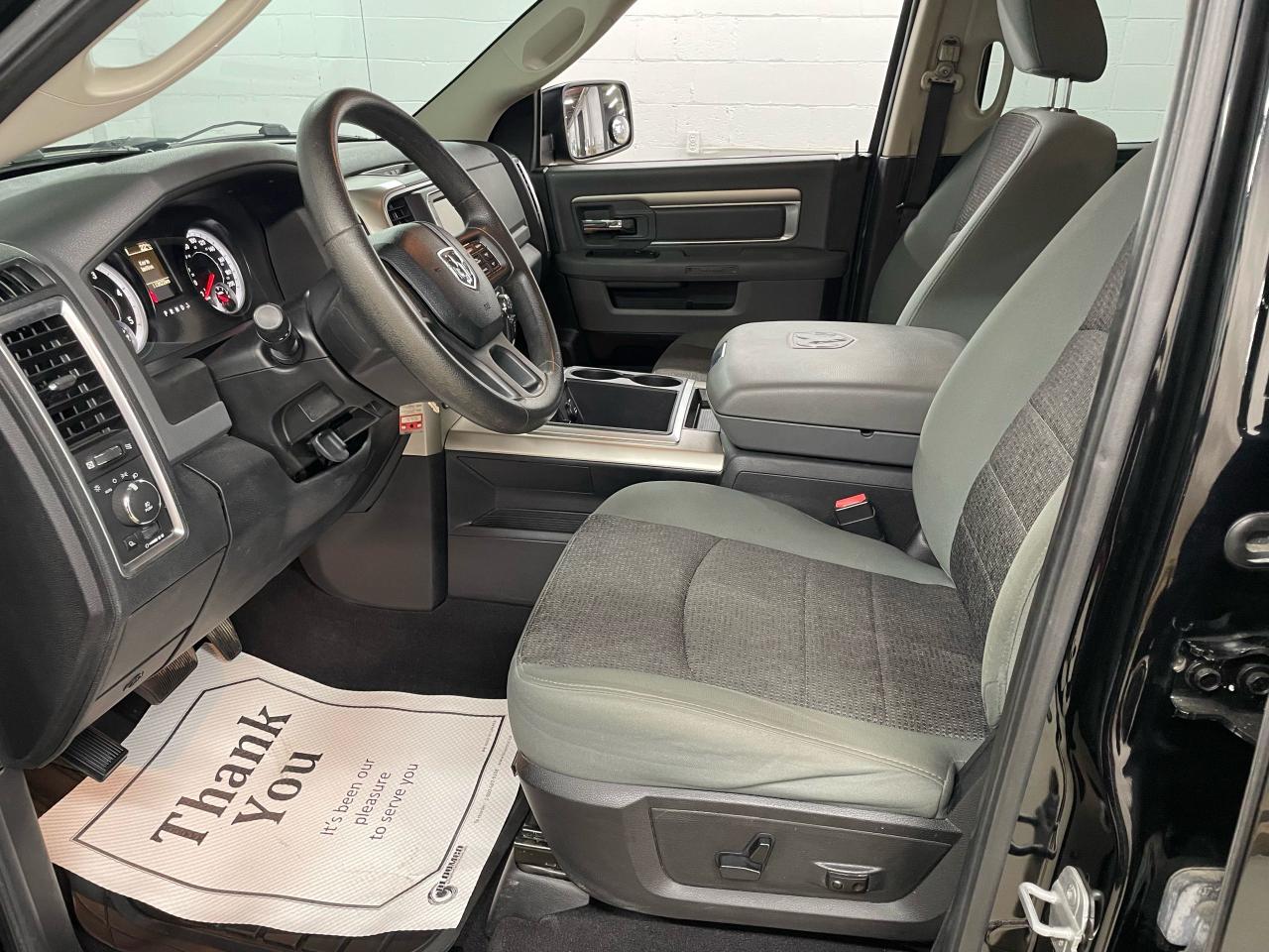 2014 RAM 1500 SLT Photo7