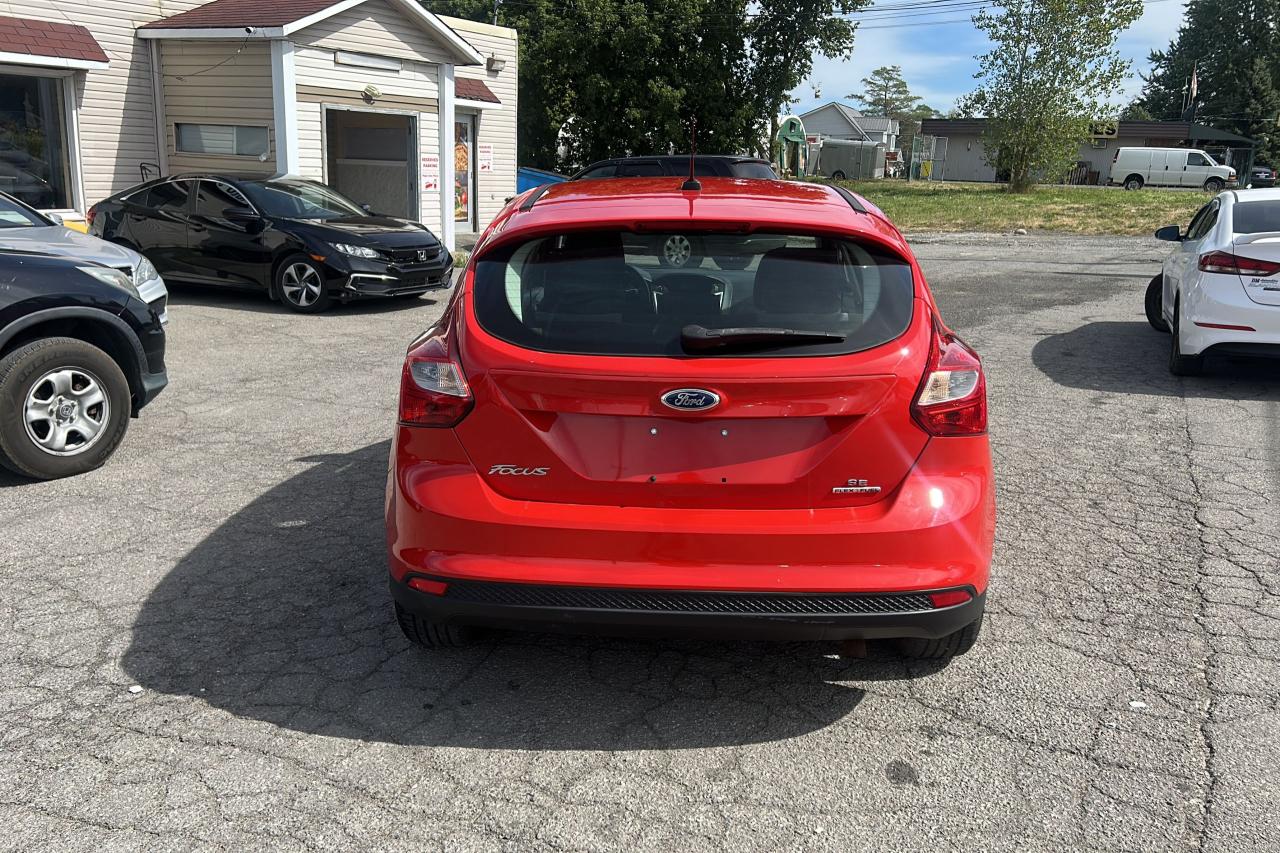 2013 Ford Focus SE - Photo #5
