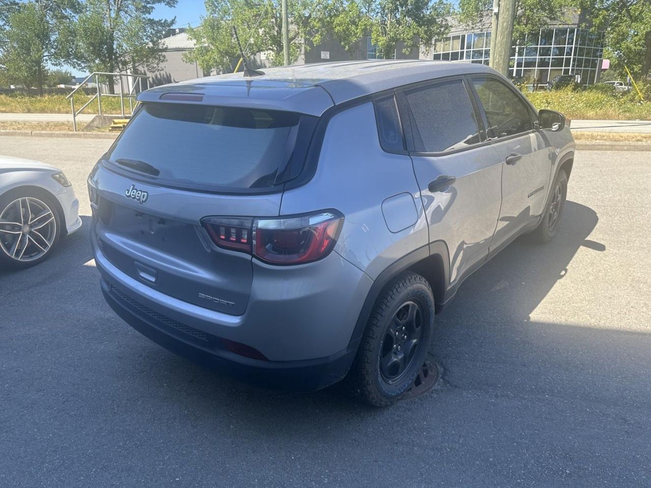 2019 Jeep Compass Sport FWD Clean Title BC Local - Photo #7