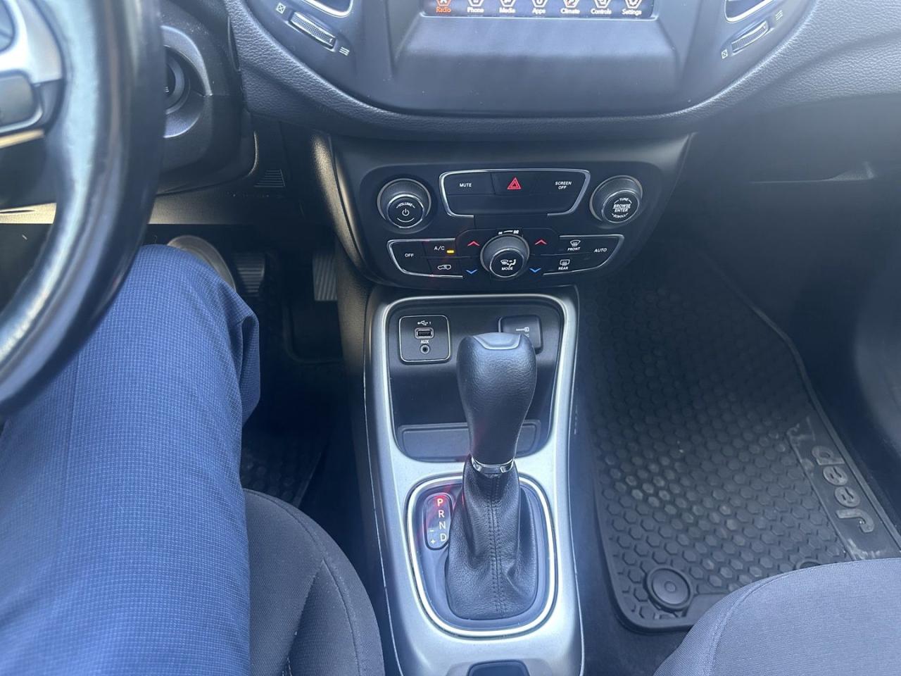 2019 Jeep Compass Sport FWD Clean Title BC Local - Photo #16