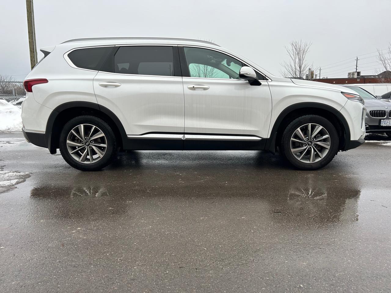 2019 Hyundai Santa Fe 2.4L Preferred AWD Photo