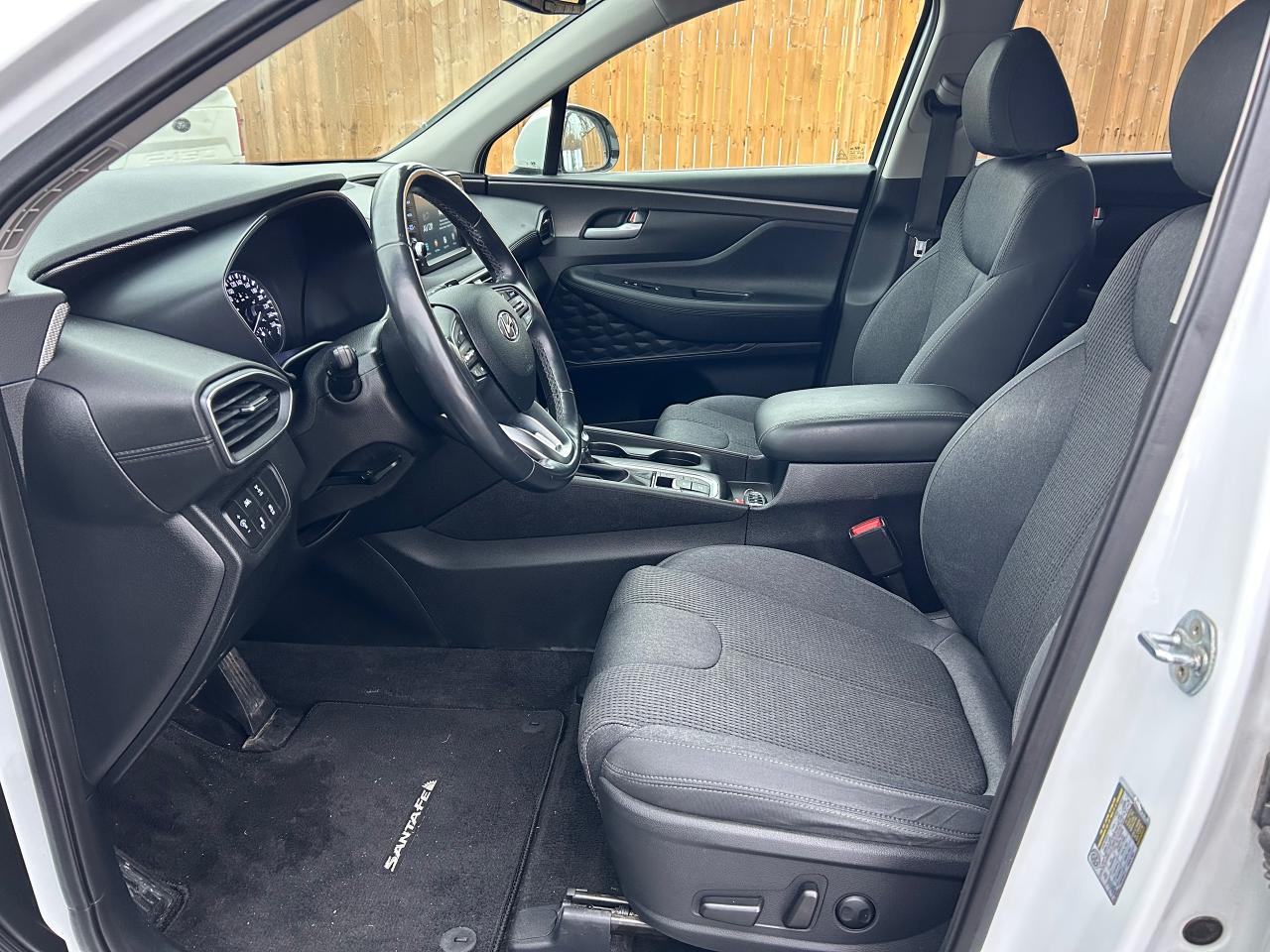 2019 Hyundai Santa Fe 2.4L Preferred AWD Photo