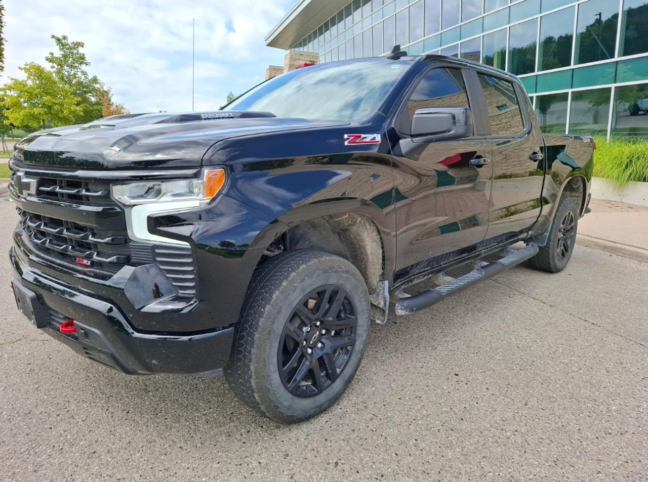 Used 2025 Chevrolet Silverado 1500 LT Trail Boss for sale in Campbell River, BC