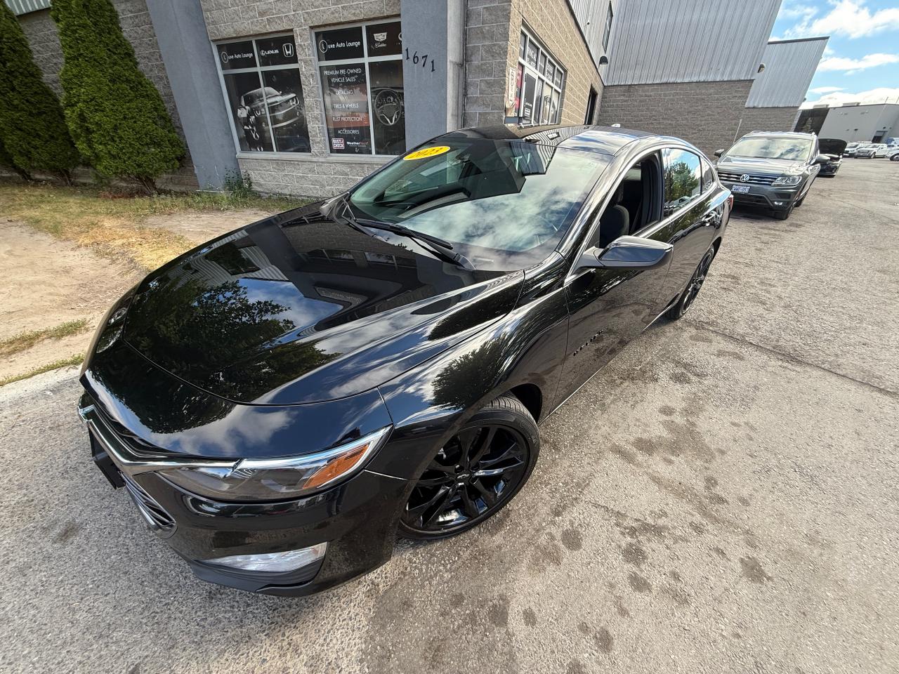 2023 Chevrolet Malibu 1LT - MIDNIGHT PACKAGE! BLACK WHEELS, REMOTE START Photo4