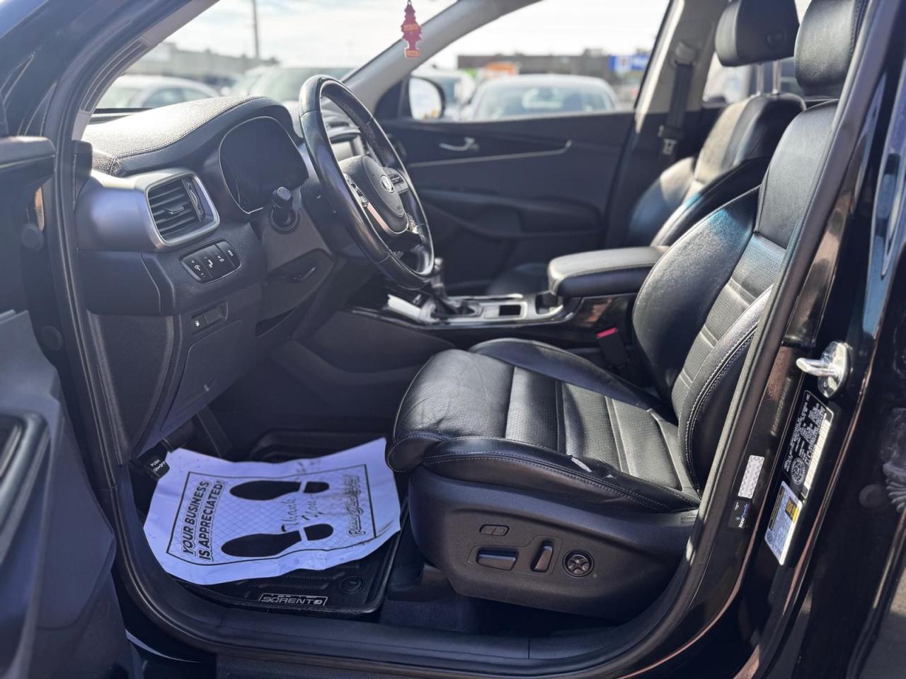 2019 Kia Sorento 7PASS NO ACCIDENT AWD SAFETY NEW BRAKES+TIRES B-T - Photo #12