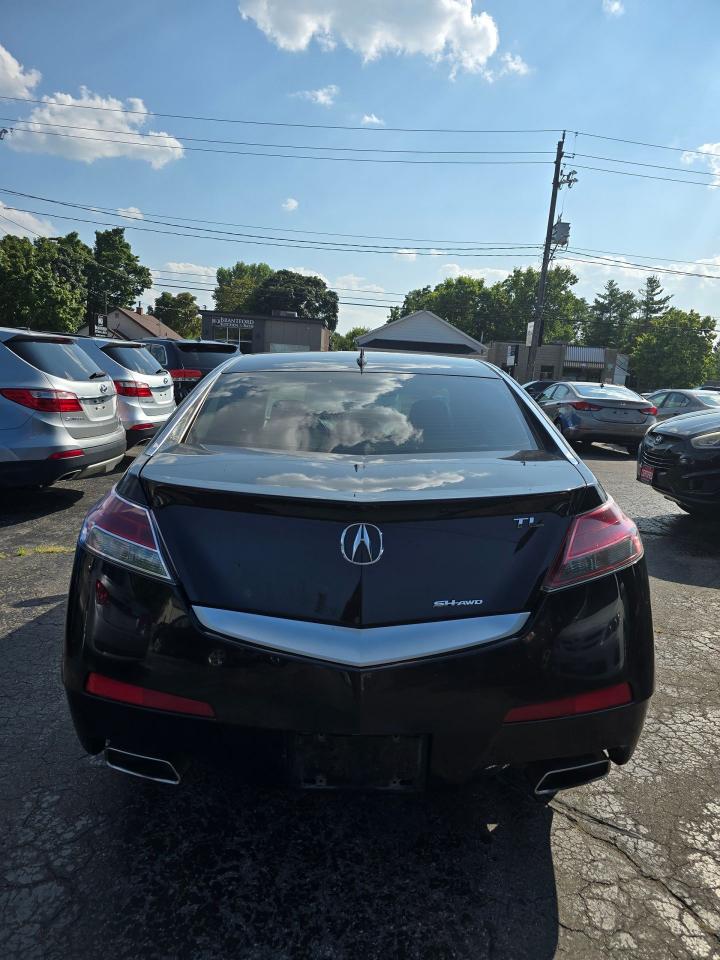 2014 Acura TL 4dr Sdn Auto SH-AWD A-Spec - Photo #14