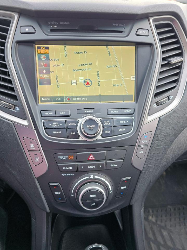 2016 Hyundai Santa Fe Sport Limited 117,342 KM, Loaded - Photo #16