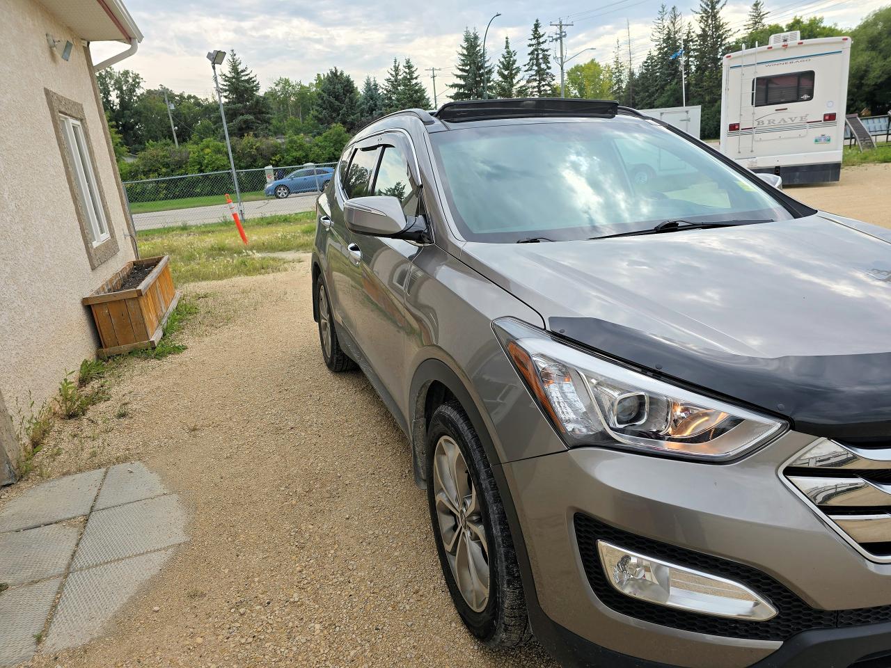 2016 Hyundai Santa Fe Sport Limited 117,342 KM, Loaded - Photo #6