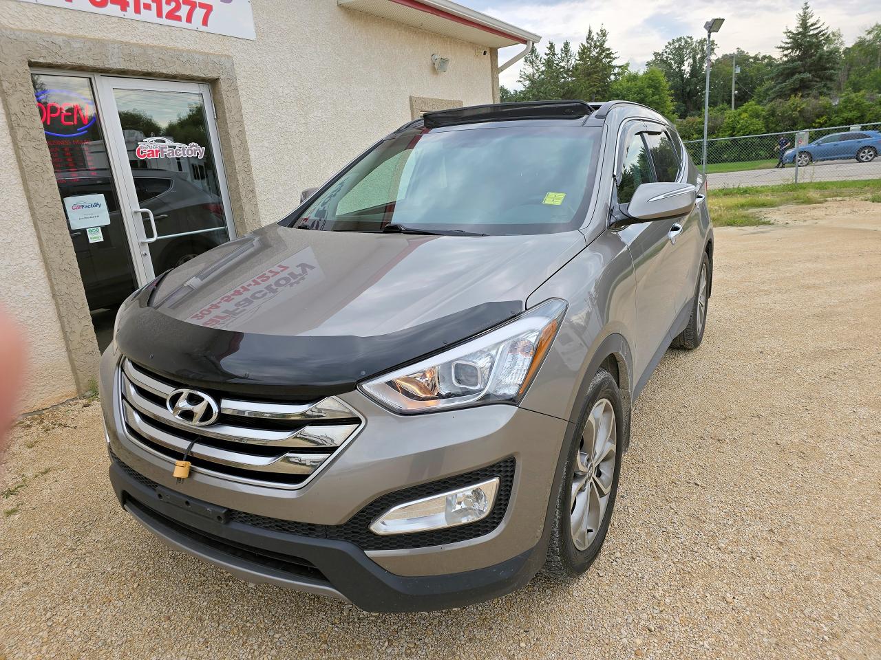 2016 Hyundai Santa Fe Sport Limited 117,342 KM, Loaded - Photo #5