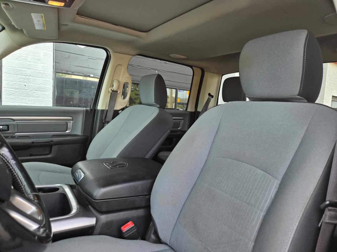 2021 RAM 1500 Classic SLT 4x4 - SUNROOF|CAMERA|ALPINE|ALLOY WHEELS - Photo #11