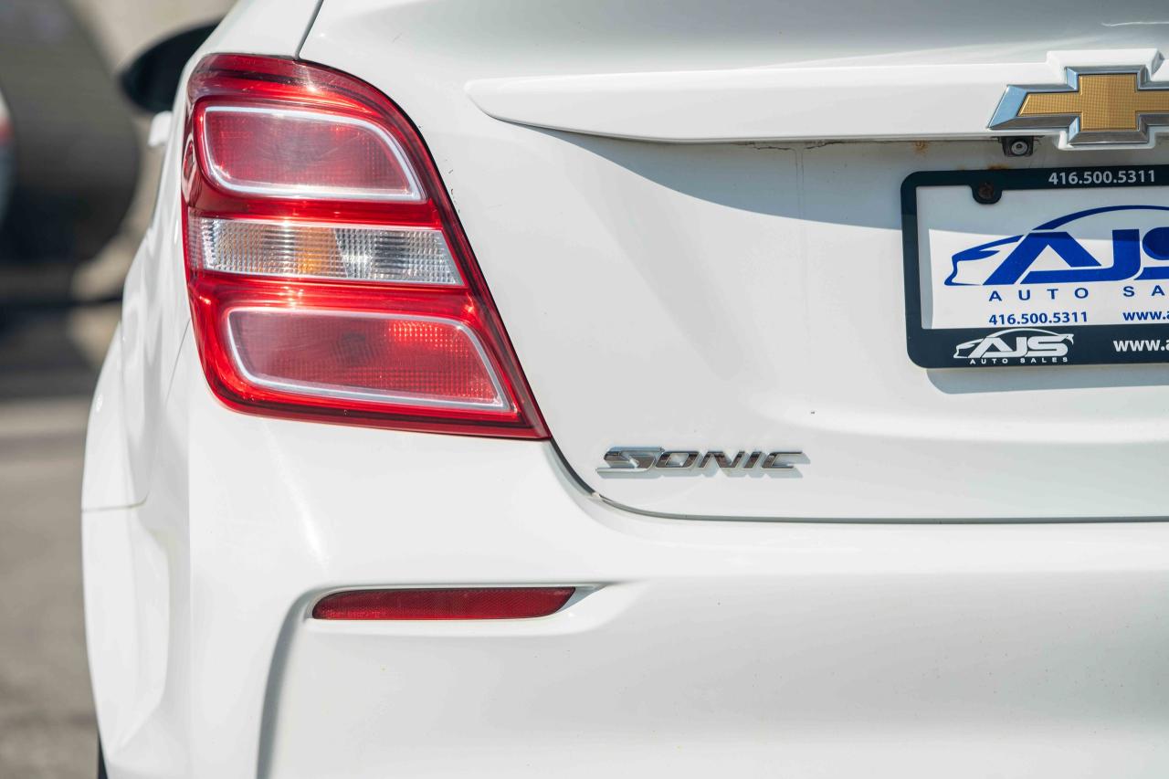 2017 Chevrolet Sonic LT - Photo #18