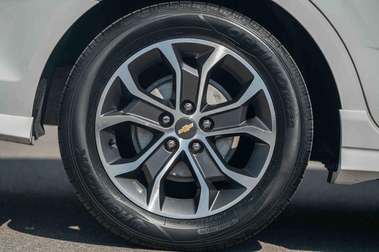 2017 Chevrolet Sonic LT - Photo #22