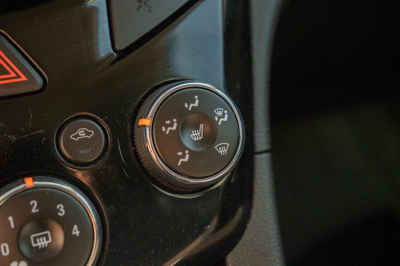 2017 Chevrolet Sonic LT - Photo #39