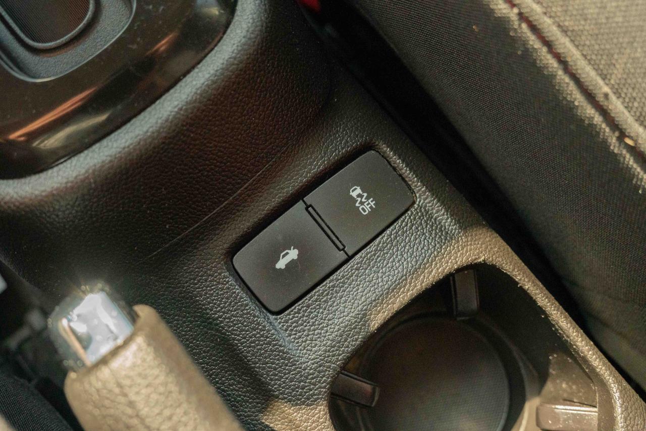 2017 Chevrolet Sonic LT - Photo #41